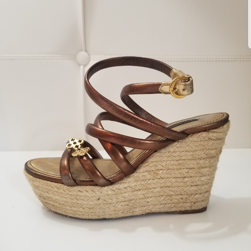 LOUIS VUITTON WEDGES